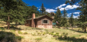 Crooked Pine Cottage